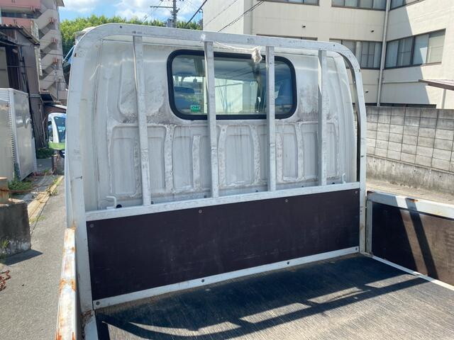いすゞエルフ平ボディ小型（2t・3t）[写真10]