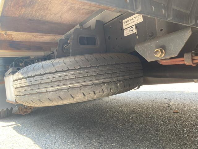 いすゞエルフ平ボディ小型（2t・3t）[写真12]