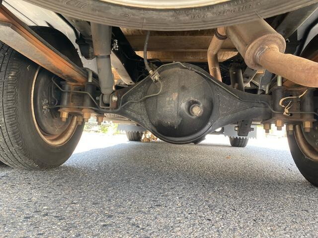 いすゞエルフ平ボディ小型（2t・3t）[写真13]