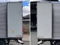 いすゞエルフアルミバン小型（2t・3t）[写真12]