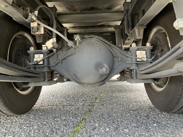 いすゞエルフアルミバン小型（2t・3t）[写真26]