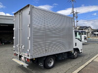 いすゞエルフアルミバン小型（2t・3t）[写真02]