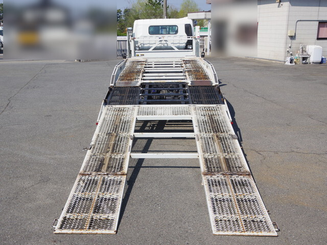 三菱ふそうキャンターキャリアカー小型（2t・3t）[写真11]