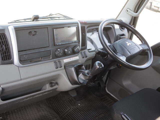 三菱ふそうキャンターキャリアカー小型（2t・3t）[写真26]