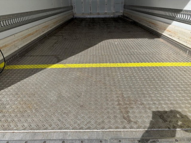 日野レンジャー冷凍車（冷蔵車）中型（4t）[写真08]