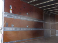 三菱ふそうファイターアルミバン中型（4t）[写真16]