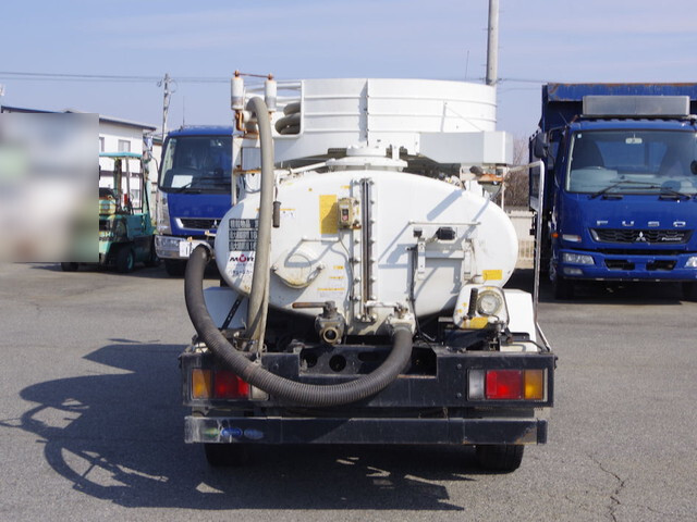 いすゞエルフバキュームカー小型（2t・3t）[写真19]