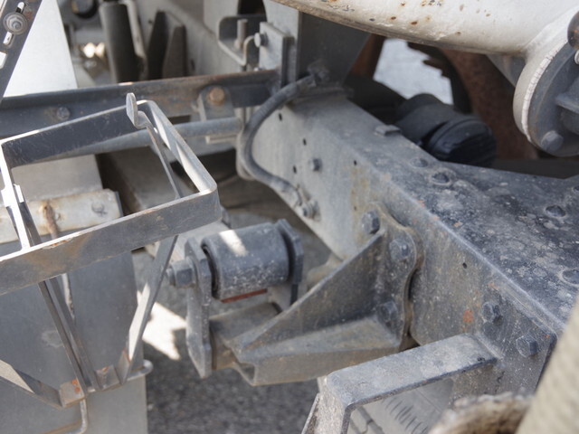 いすゞエルフバキュームカー小型（2t・3t）[写真07]