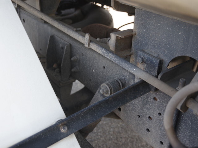 いすゞエルフバキュームカー小型（2t・3t）[写真08]