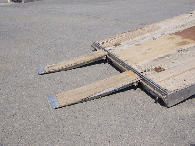 いすゞギガセーフティローダー大型（10t）[写真15]