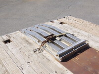 いすゞギガセーフティローダー大型（10t）[写真17]