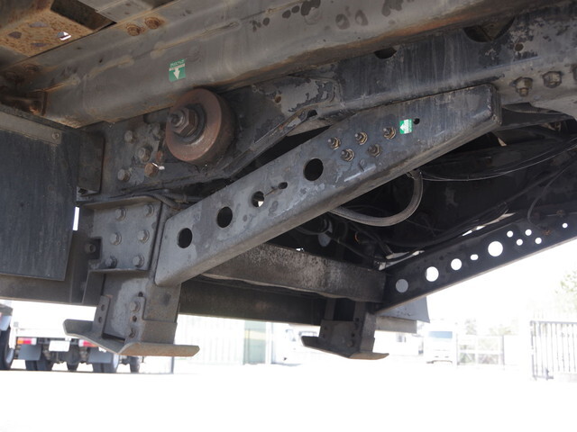 いすゞギガセーフティローダー大型（10t）[写真19]