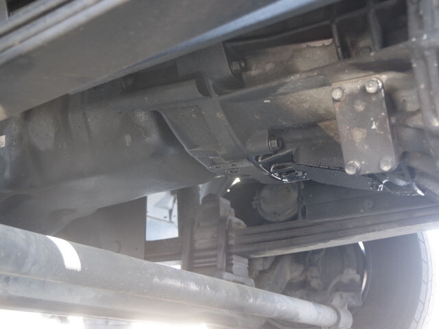 いすゞギガセーフティローダー大型（10t）[写真28]