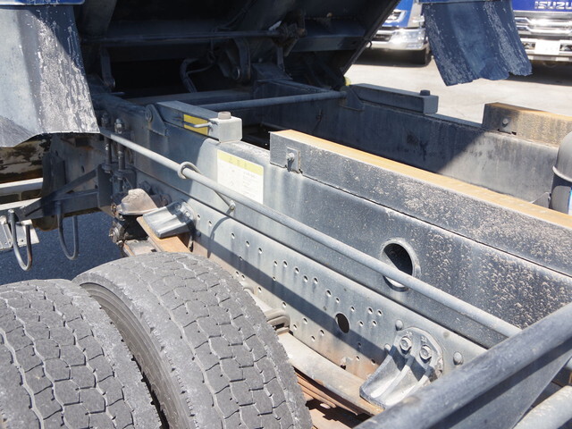 三菱ふそうファイター深ダンプ（土砂禁ダンプ）増トン（6t・8t）[写真06]