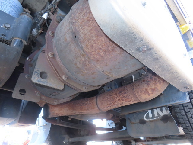 いすゞギガアルミウイング大型（10t）[写真14]