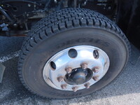 いすゞギガアルミウイング大型（10t）[写真16]