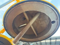 日野レンジャー汚泥吸引車増トン（6t・8t）[写真11]