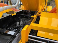 日野レンジャー汚泥吸引車増トン（6t・8t）[写真14]