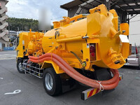 日野レンジャー汚泥吸引車増トン（6t・8t）[写真02]