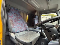 日野レンジャー汚泥吸引車増トン（6t・8t）[写真31]