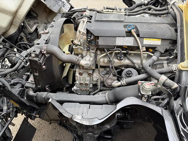 三菱ふそうキャンター高圧洗浄車小型（2t・3t）[写真33]