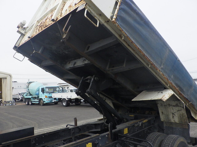 日野レンジャーダンプ中型（4t）[写真24]