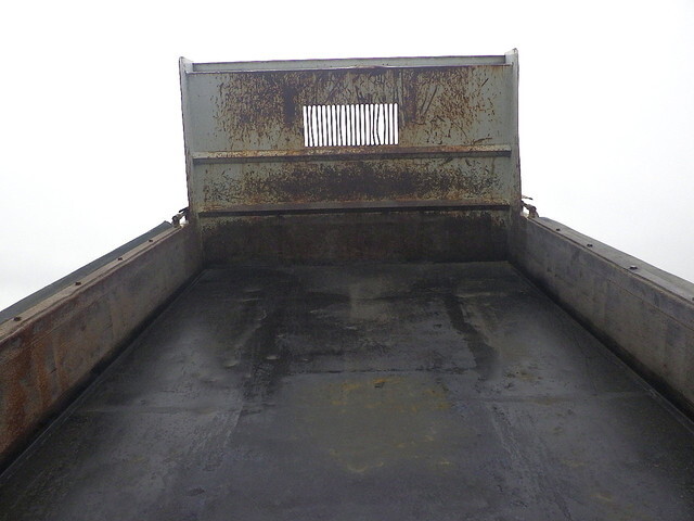 日野レンジャーダンプ中型（4t）[写真30]