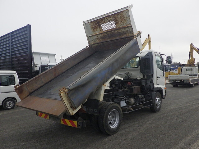 日野レンジャーダンプ中型（4t）[写真04]