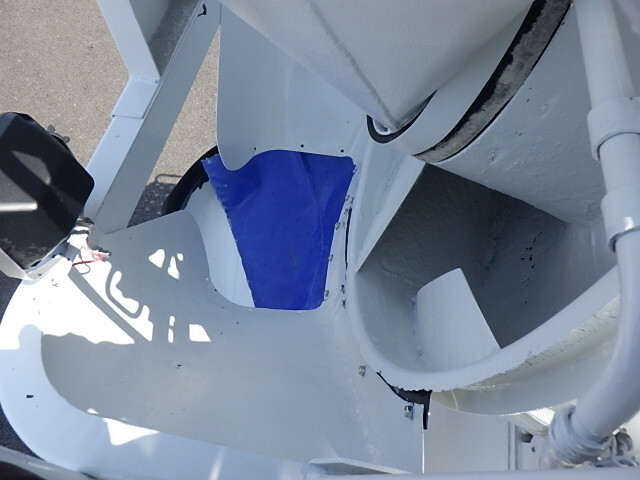 日野レンジャーミキサー車（コンクリートミキサー）中型（4t）[写真28]