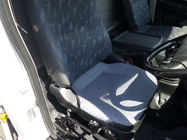 日野レンジャーミキサー車（コンクリートミキサー）中型（4t）[写真30]