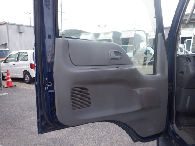 マツダタイタンダンプ小型（2t・3t）[写真29]