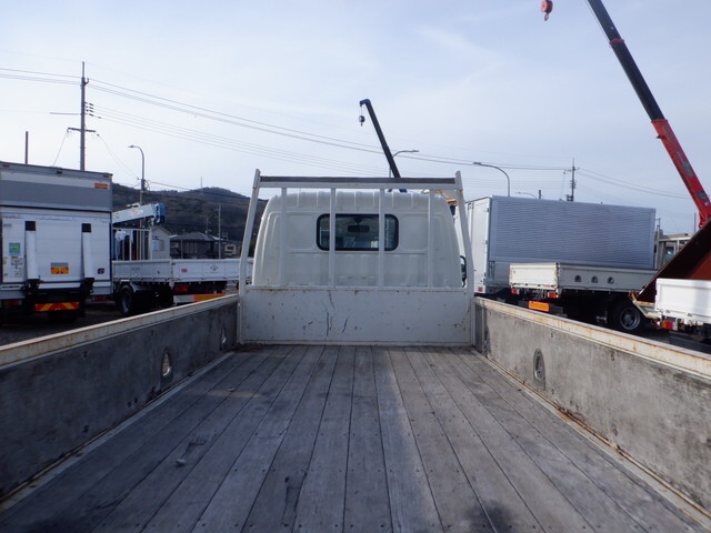 日野デュトロ平ボディ小型（2t・3t）[写真09]