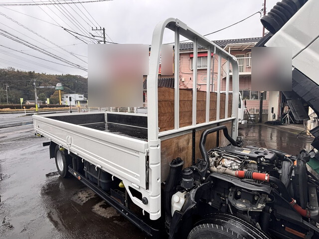 いすゞエルフ平ボディ小型（2t・3t）[写真18]