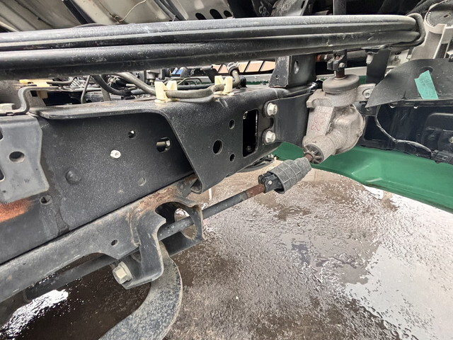 いすゞエルフ平ボディ小型（2t・3t）[写真20]