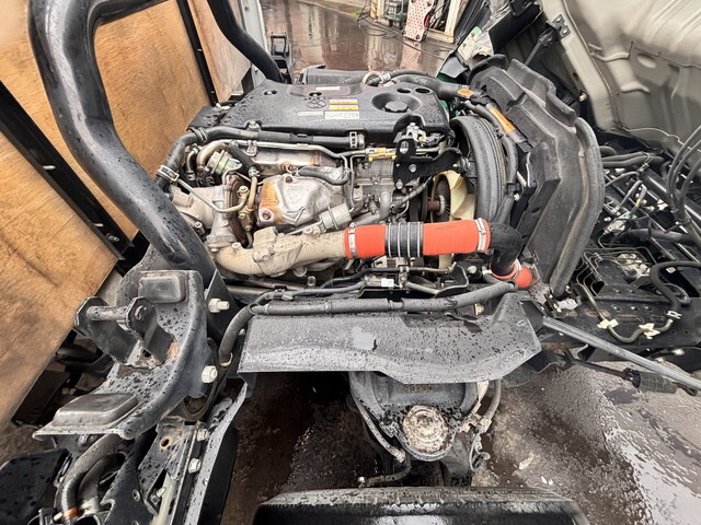 いすゞエルフ平ボディ小型（2t・3t）[写真25]