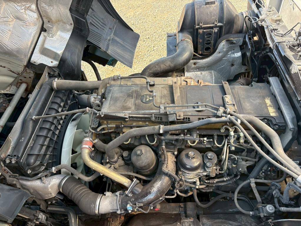 三菱ふそうスーパーグレートアルミブロック大型（10t）[写真14]