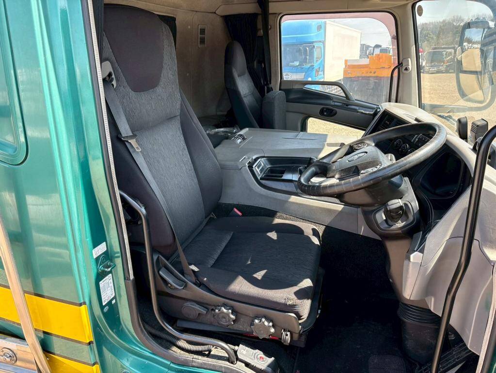 三菱ふそうスーパーグレートアルミブロック大型（10t）[写真17]