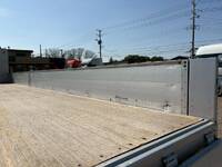 三菱ふそうスーパーグレートアルミブロック大型（10t）[写真09]