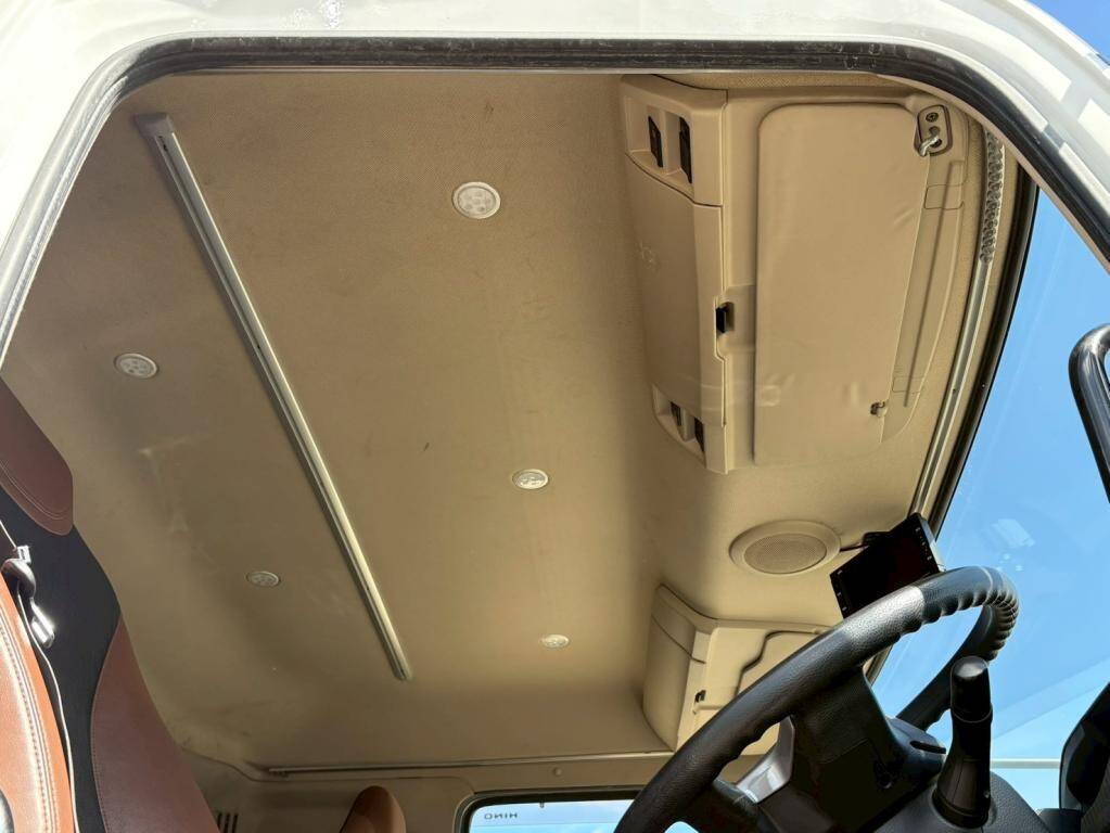 日野プロフィアアルミブロック大型（10t）[写真20]