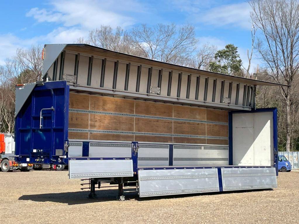 その他のメーカーその他の車種ウイングトレーラー大型（10t）[写真11]