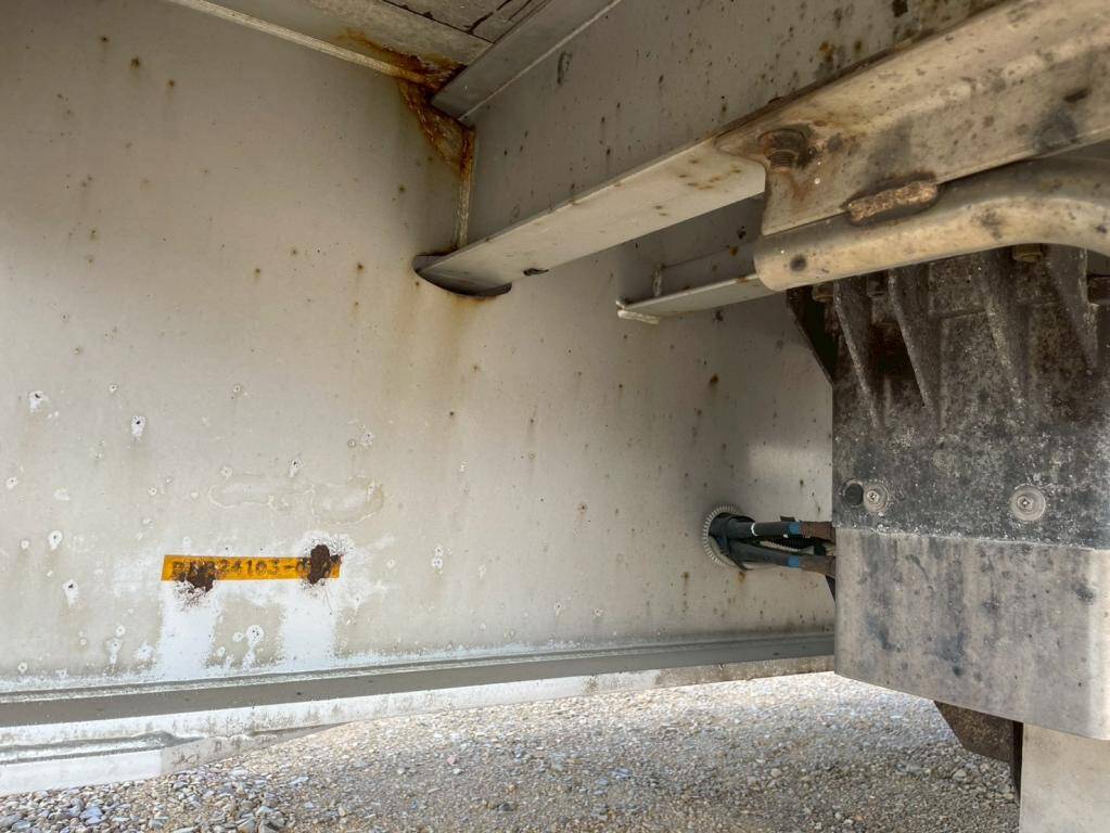 その他のメーカーその他の車種ウイングトレーラー大型（10t）[写真18]