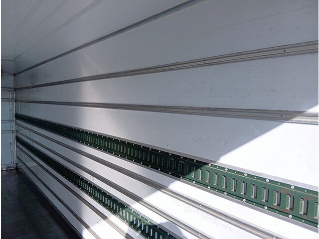 日野レンジャー冷凍車（冷蔵車）中型（4t）[写真15]