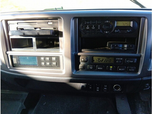 日野レンジャー冷凍車（冷蔵車）中型（4t）[写真24]