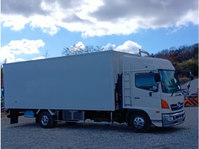 日野レンジャー冷凍車（冷蔵車）中型（4t）[写真03]