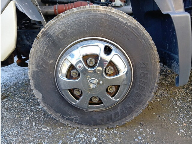 日野レンジャー冷凍車（冷蔵車）中型（4t）[写真40]