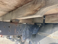 いすゞエルフ平ボディ小型（2t・3t）[写真12]