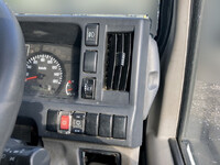 いすゞエルフ平ボディ小型（2t・3t）[写真32]