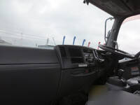 いすゞフォワードクレーン5段中型（4t）[写真15]