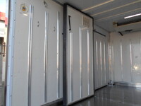 三菱ふそうキャンター冷凍車（冷蔵車）小型（2t・3t）[写真13]