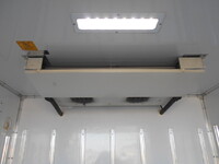 三菱ふそうキャンター冷凍車（冷蔵車）小型（2t・3t）[写真15]